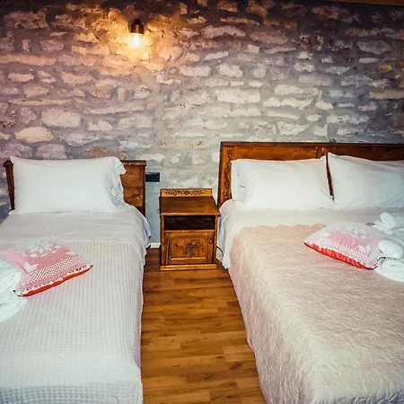 Penzion Medieval Gjirokastër
