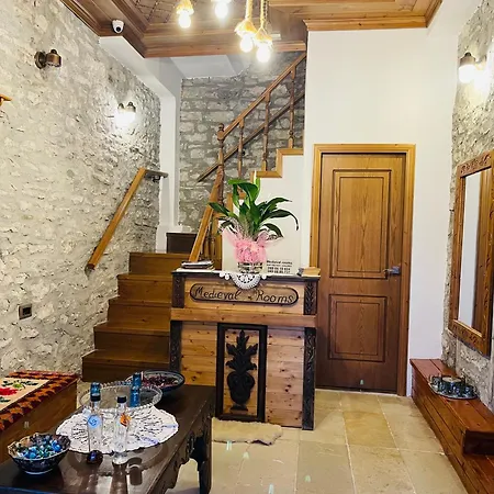 Medieval 3* Gjirokastër